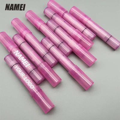 Καλή τιμή. Άδειο πλαστικό περιέκτημα επισημαίνει το δοχείο σε απευθείας σύνδεση