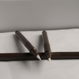 Καλή τιμή. Ε-008 Χρωματιστό υγρό μολύβι Eyeliner Oem Sgs για γυναικεία μακιγιάζ σε απευθείας σύνδεση